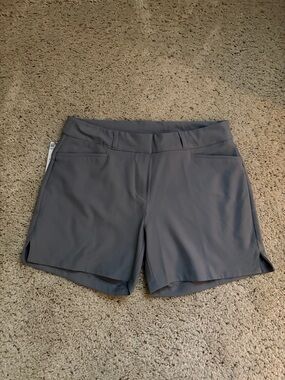NWT Adidas Women's 5-inch Primegreen Golf Shorts size 12 (172)